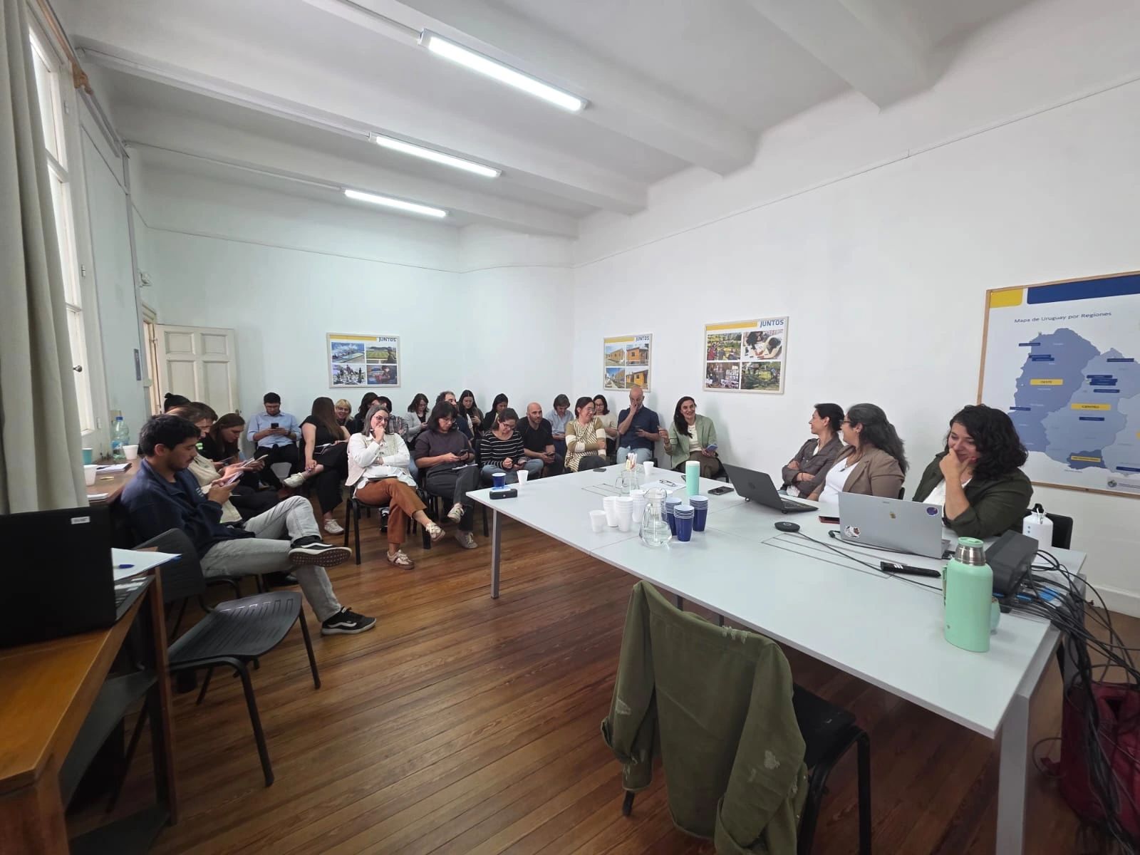 Taller de Riesgos Psicosociales para el personal del Plan Juntos MVOTMA (Montevideo, Uruguay)
