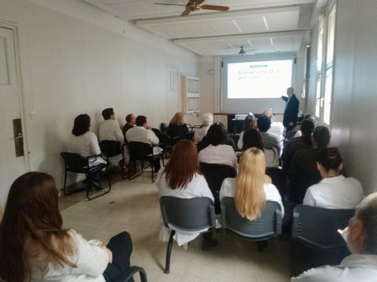 IA conversacional para médicos (Hospital Udaondo, Bs. As.)